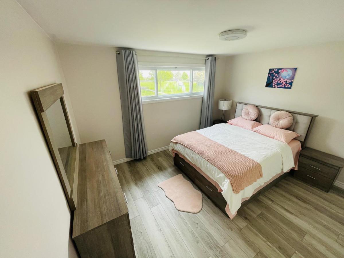 Luxurious Cozy House In Bluffs With Lake View Βίλα Τορόντο Εξωτερικό φωτογραφία