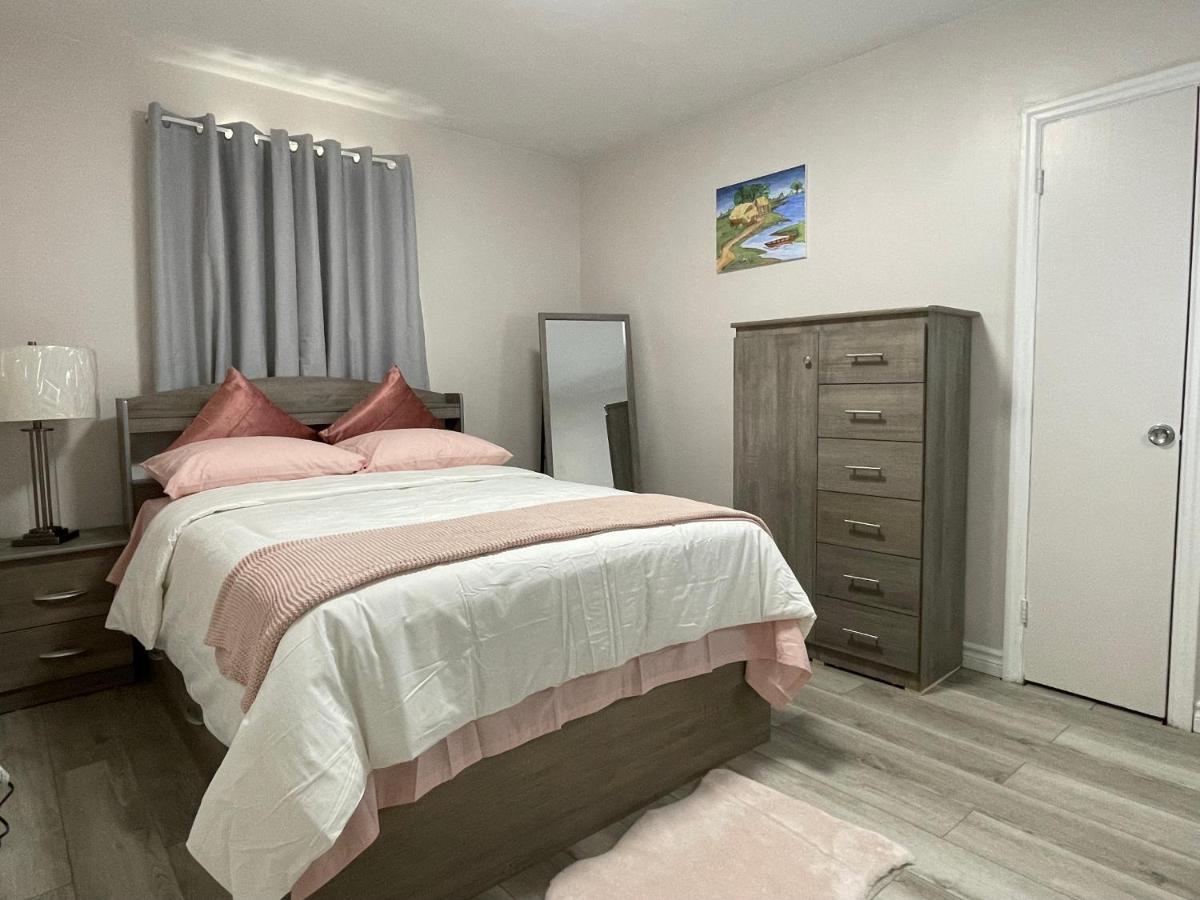 Luxurious Cozy House In Bluffs With Lake View Βίλα Τορόντο Εξωτερικό φωτογραφία