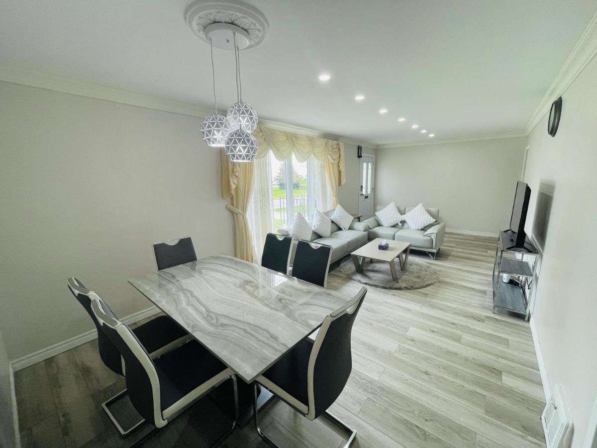 Luxurious Cozy House In Bluffs With Lake View Βίλα Τορόντο Εξωτερικό φωτογραφία