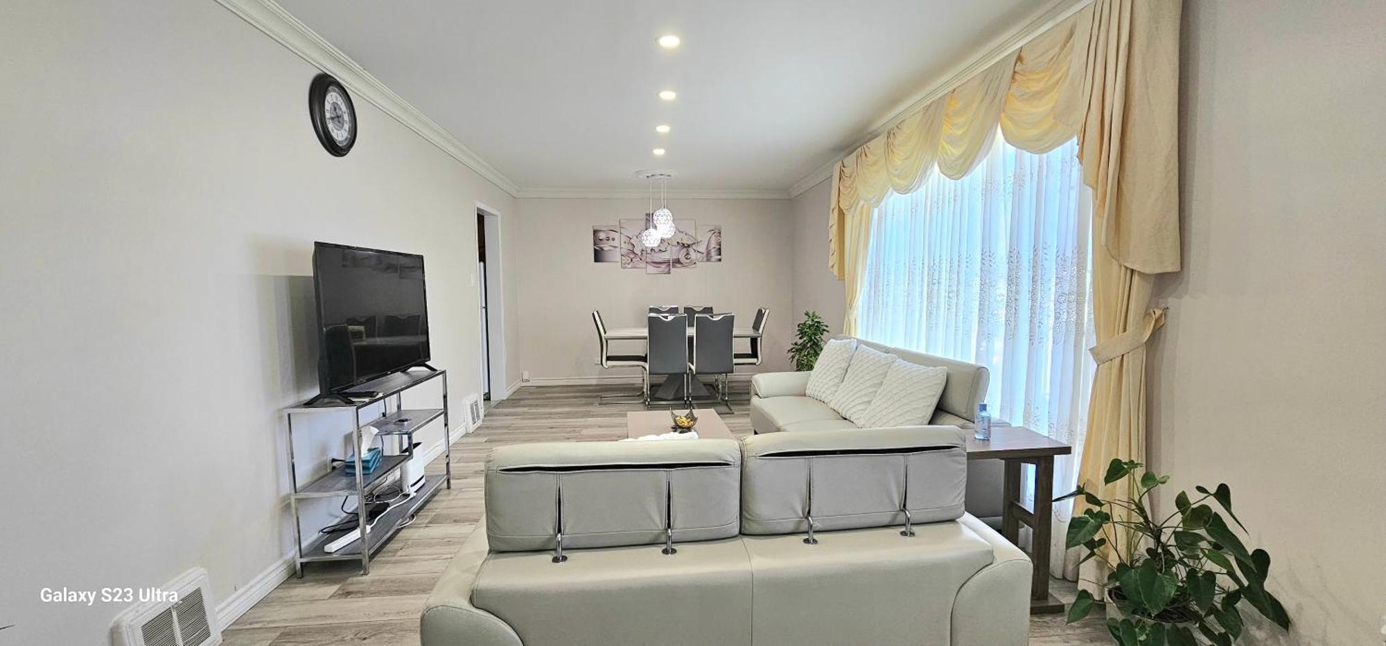 Luxurious Cozy House In Bluffs With Lake View Βίλα Τορόντο Εξωτερικό φωτογραφία